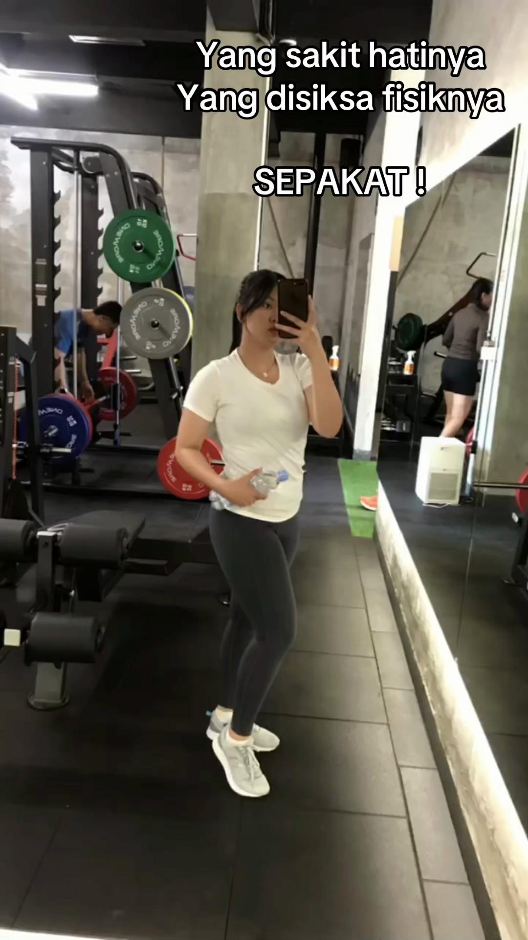 @Ella eriya br Tarigan
