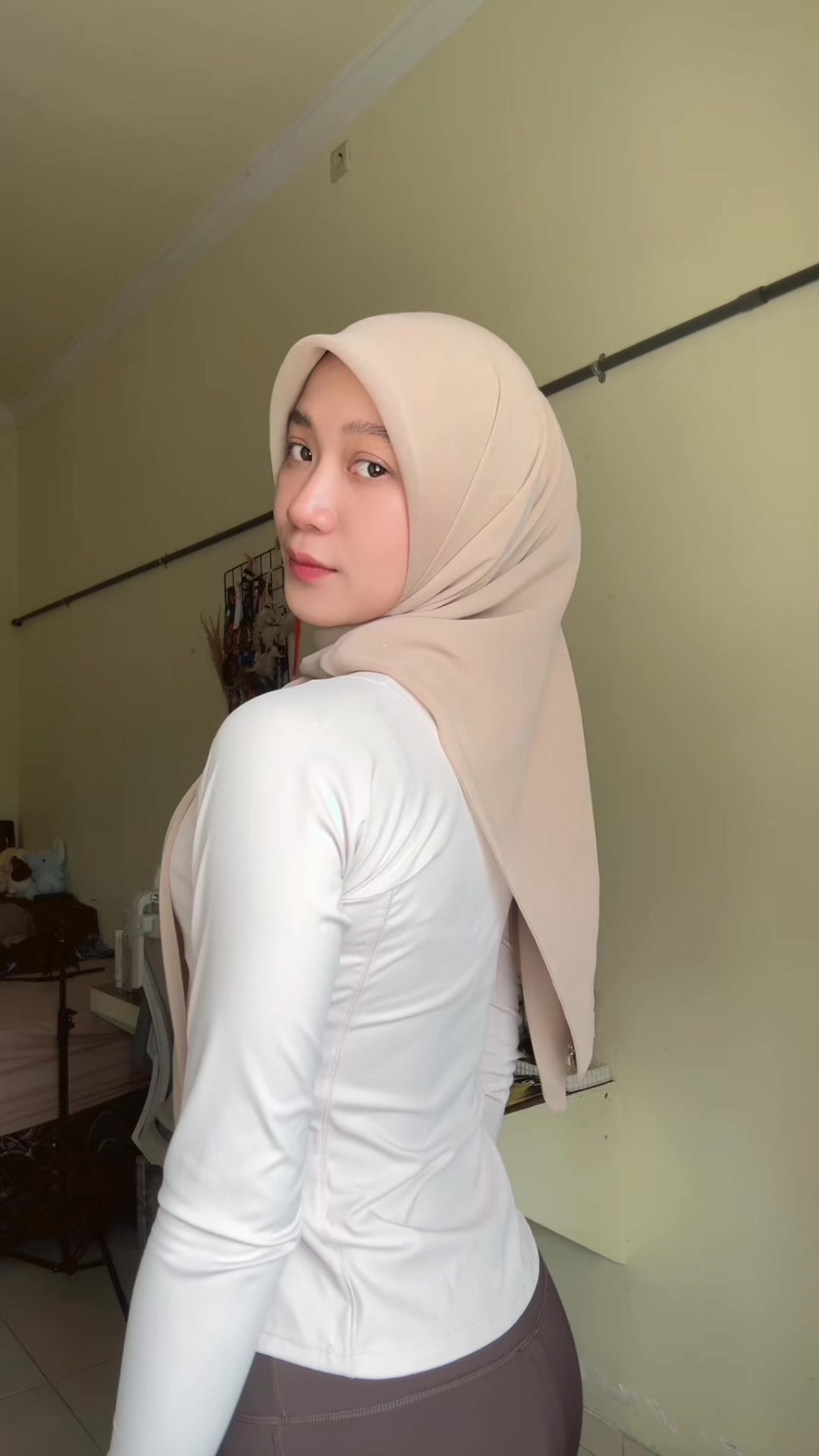 @vhia🪽