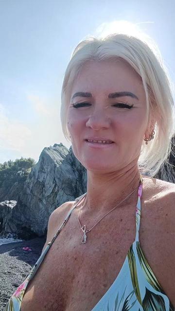 @Cecilia_Radu