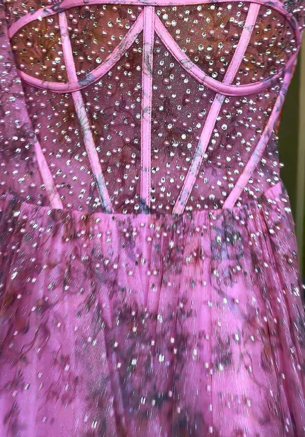 @27 Dresses Designer & Consign