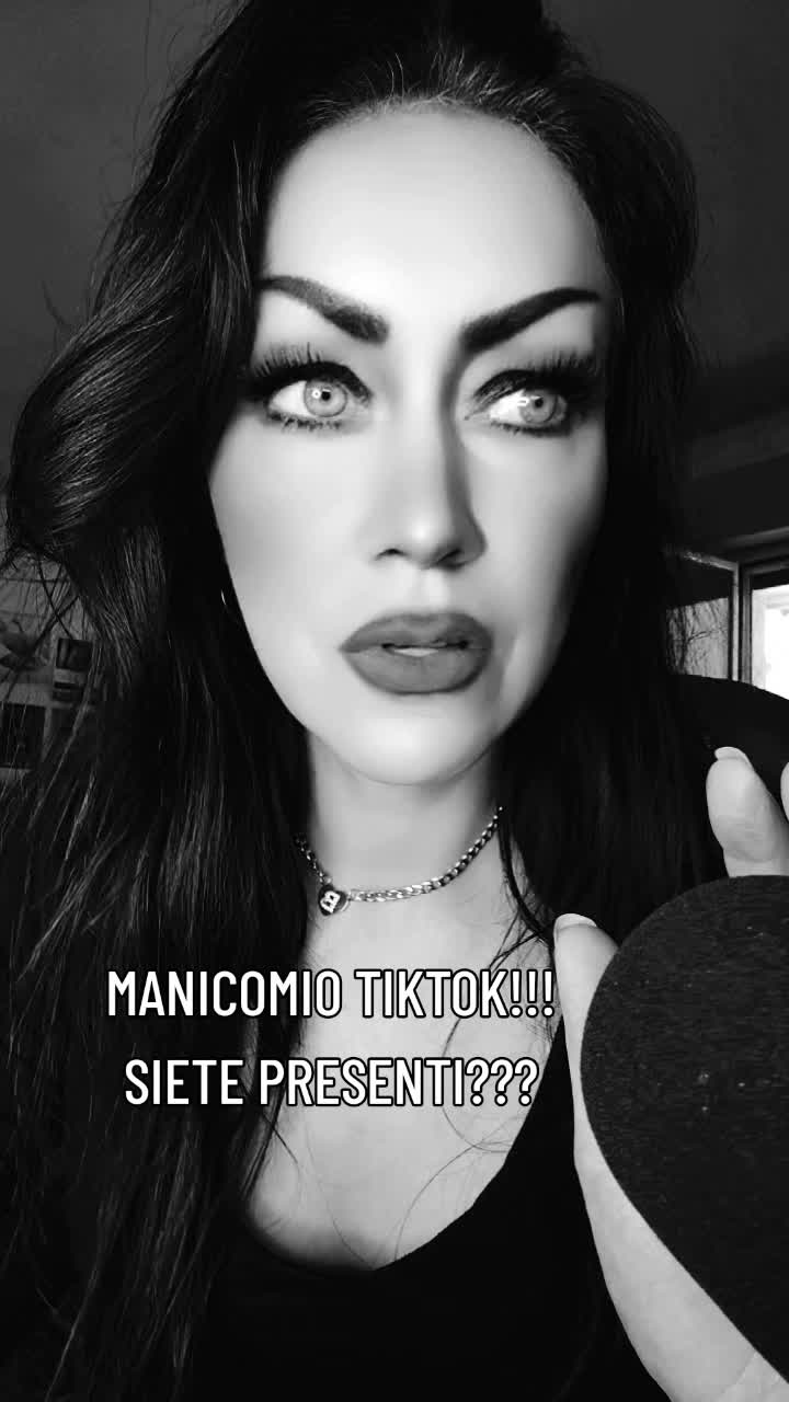 @👑Miss_Scomode_Verità👑
