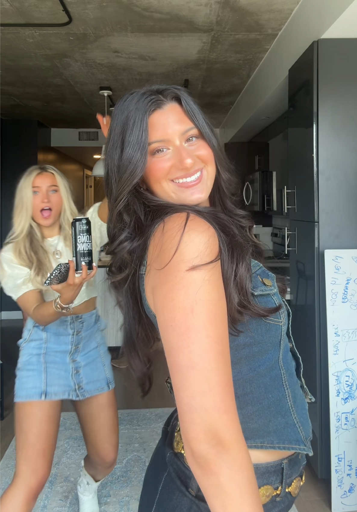 @CHLOE ORLIKOWSKI