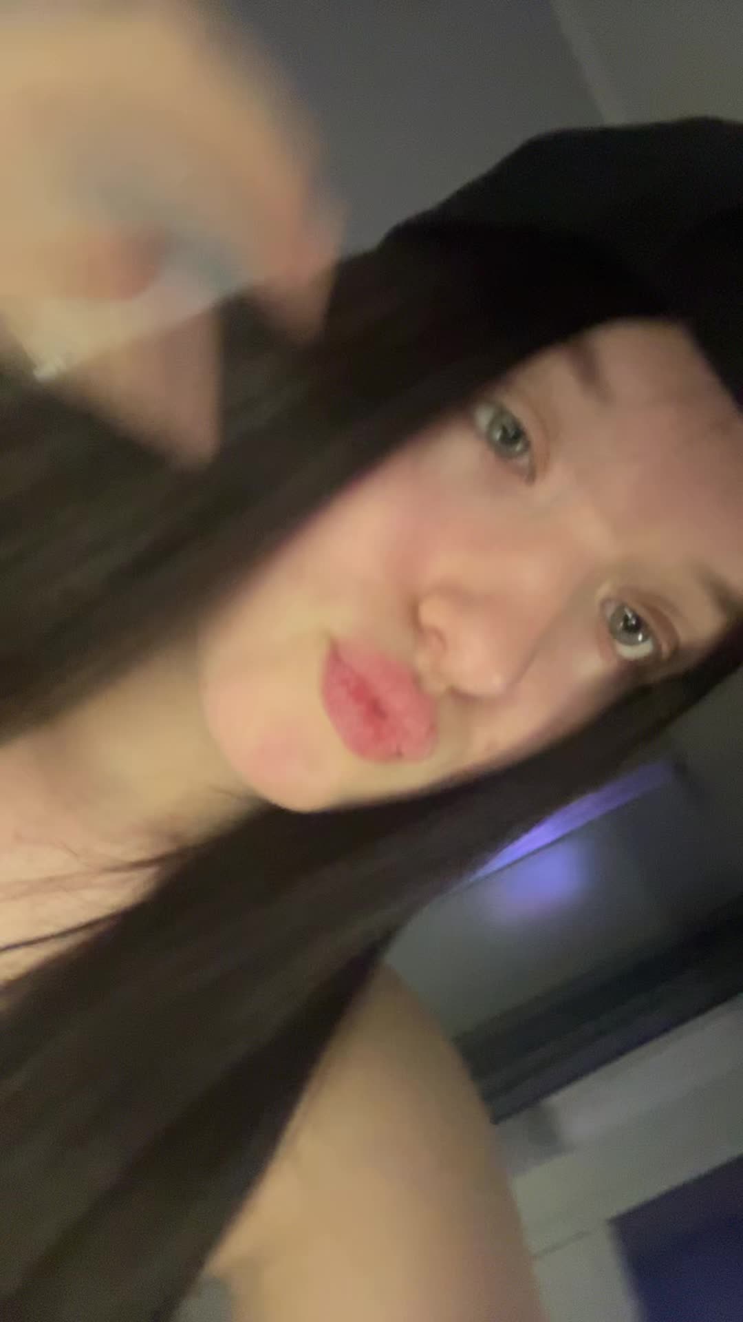 @anutakisa