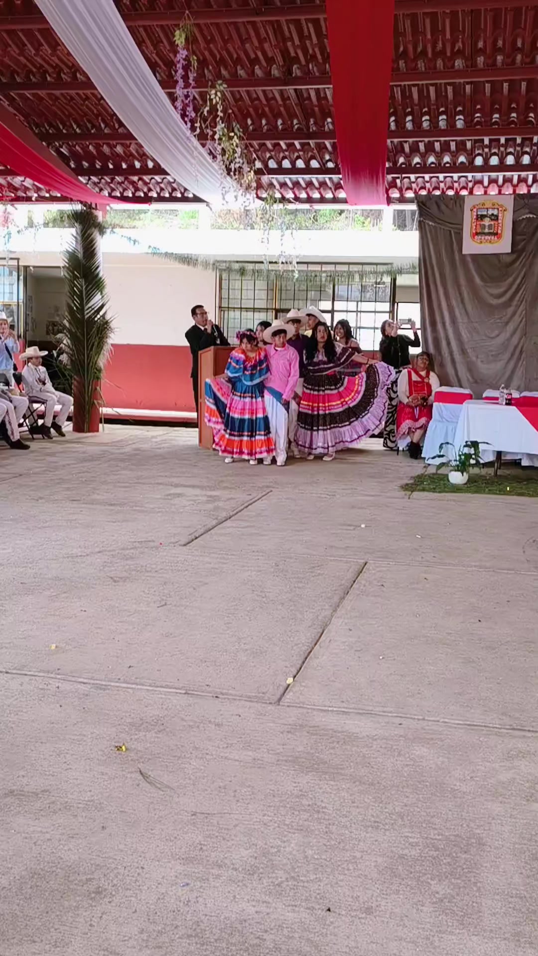 @Producciones Vania
