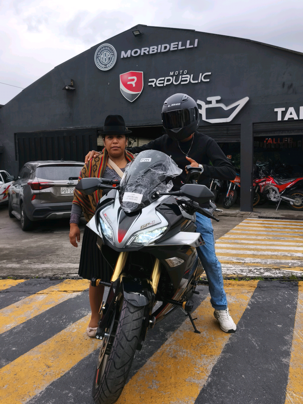 @MOTO REPUBLIC🇪🇨QUITO EL INCA