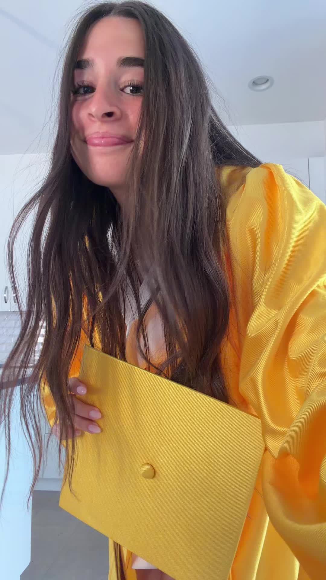 @Ilanaananananan