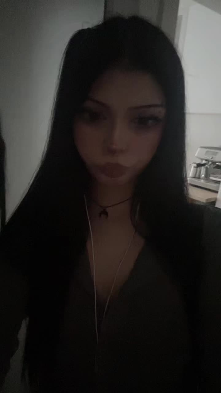 @melikenaz
