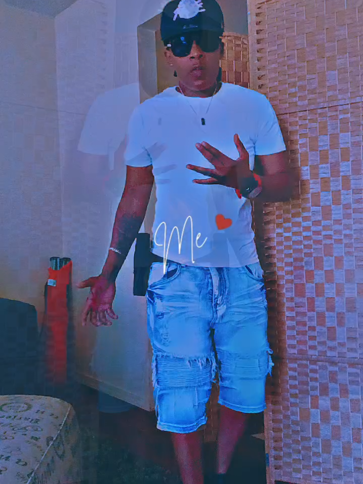 @L3t it ‘🐝