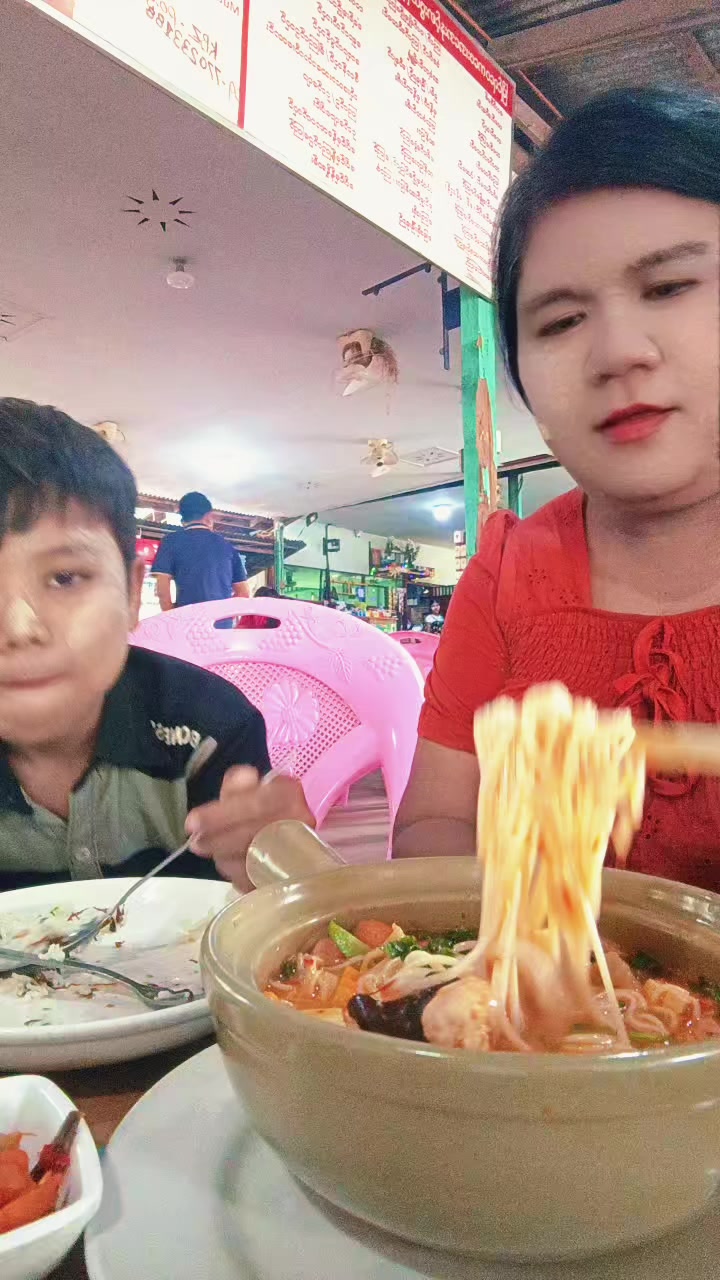 @မိုးမမ40