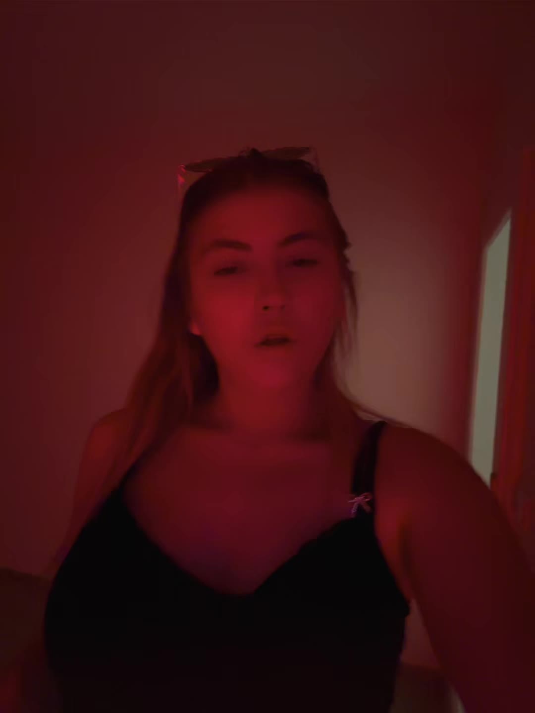 @🧸