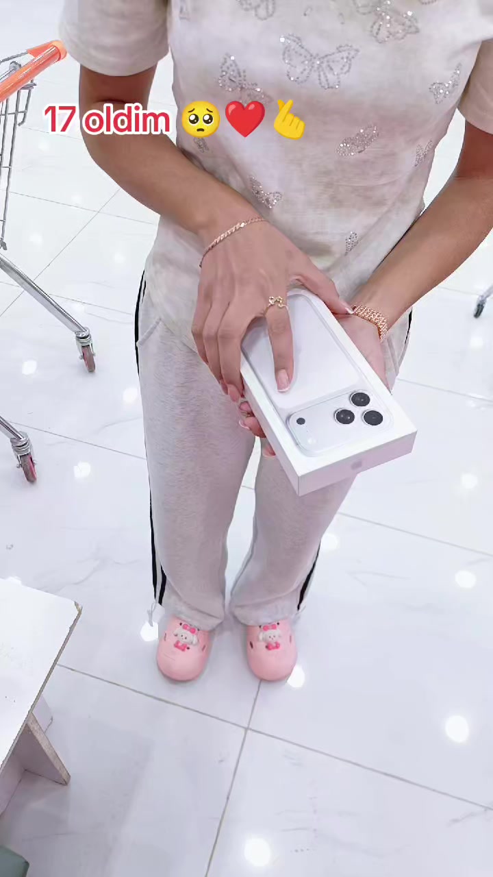 @Afruzaxon🫰
