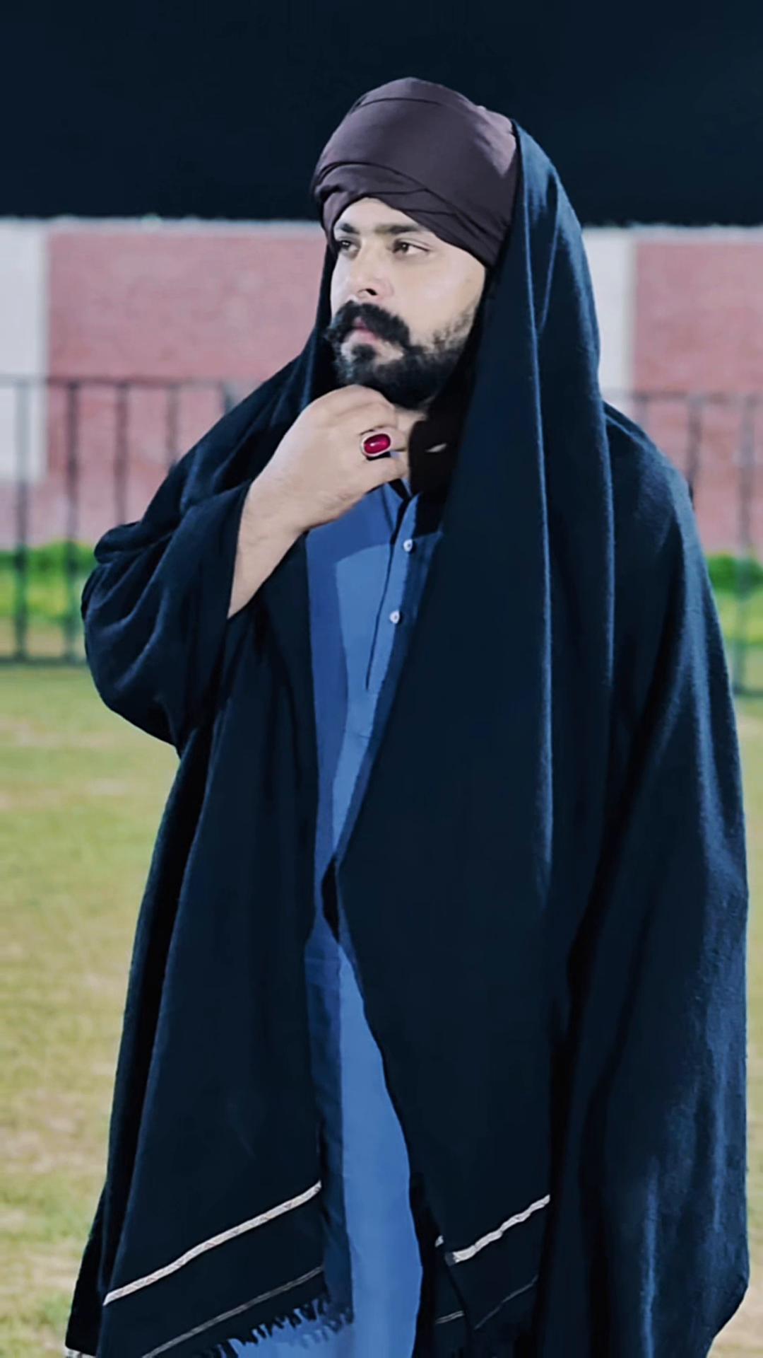 @👑 عَلِیُّ بادشاہ 🚩