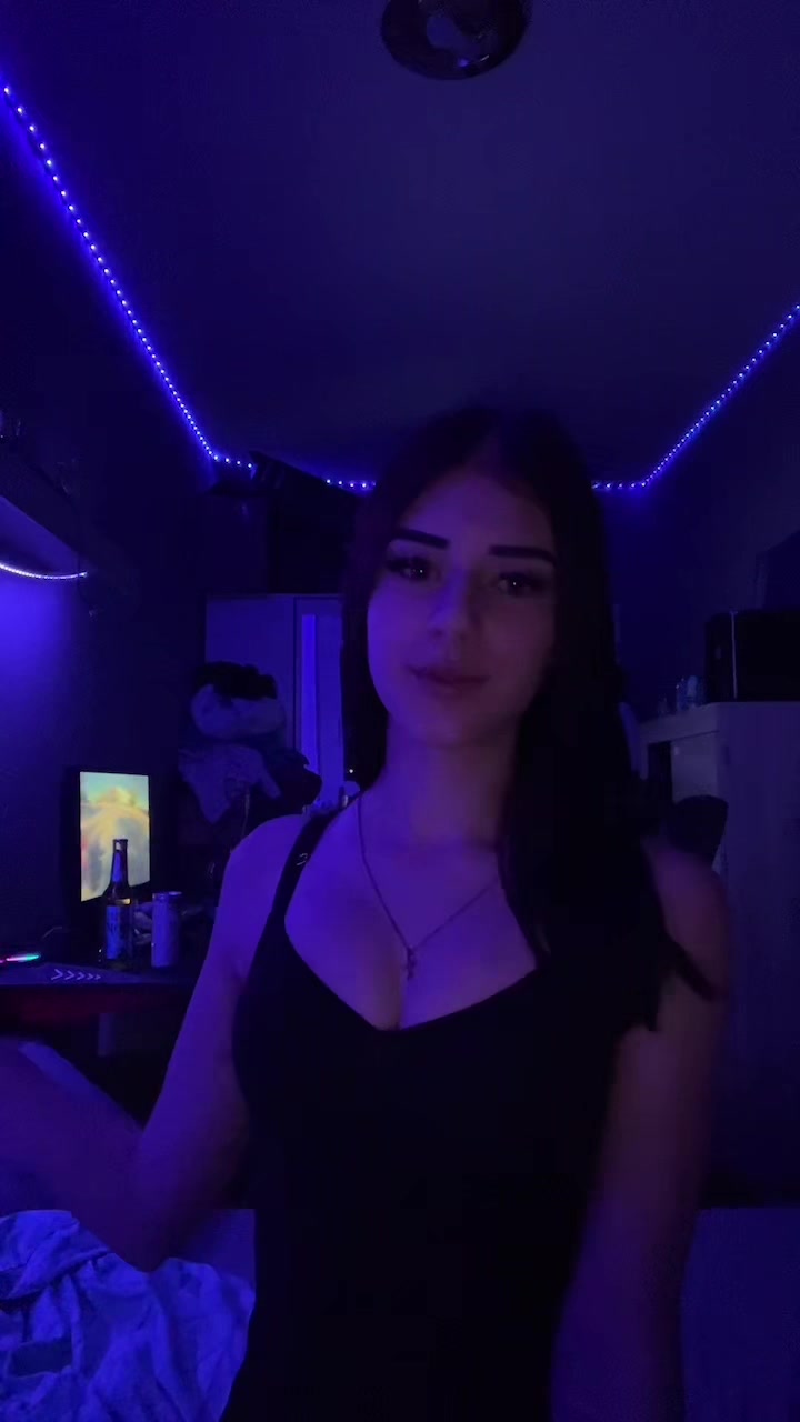 @e_xleen