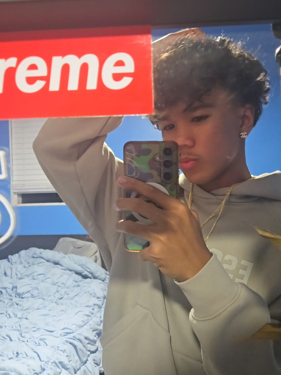 @️