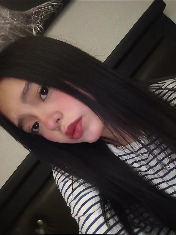 @Luna