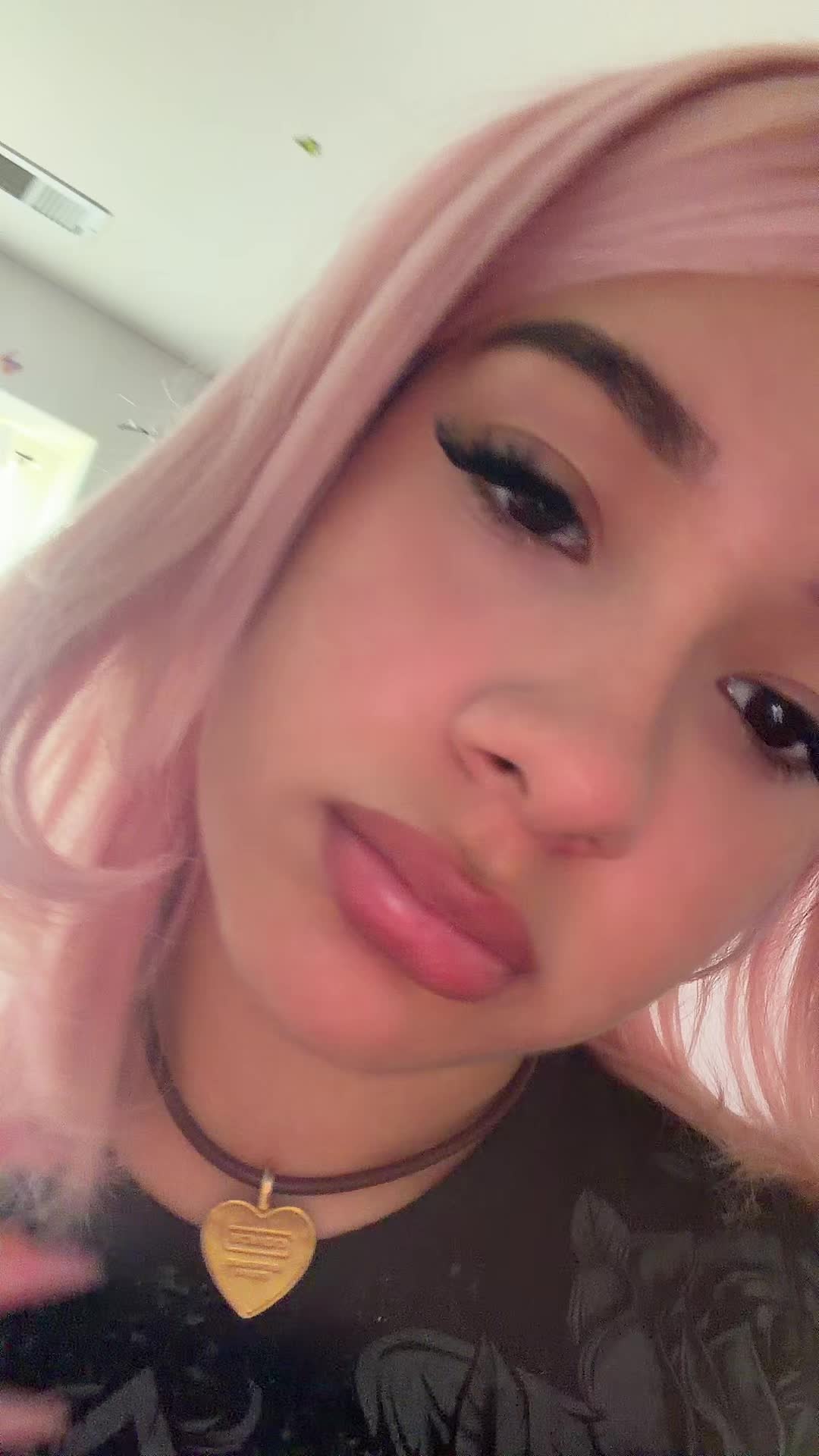 @Valentina