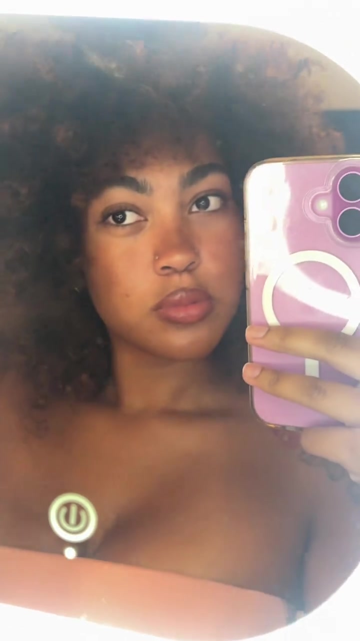 @😬💋