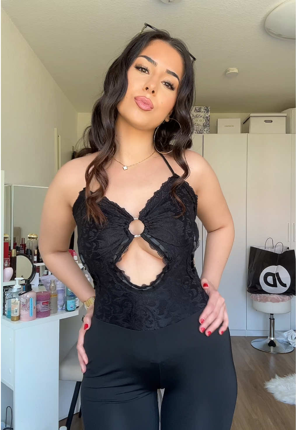 @livealejandra