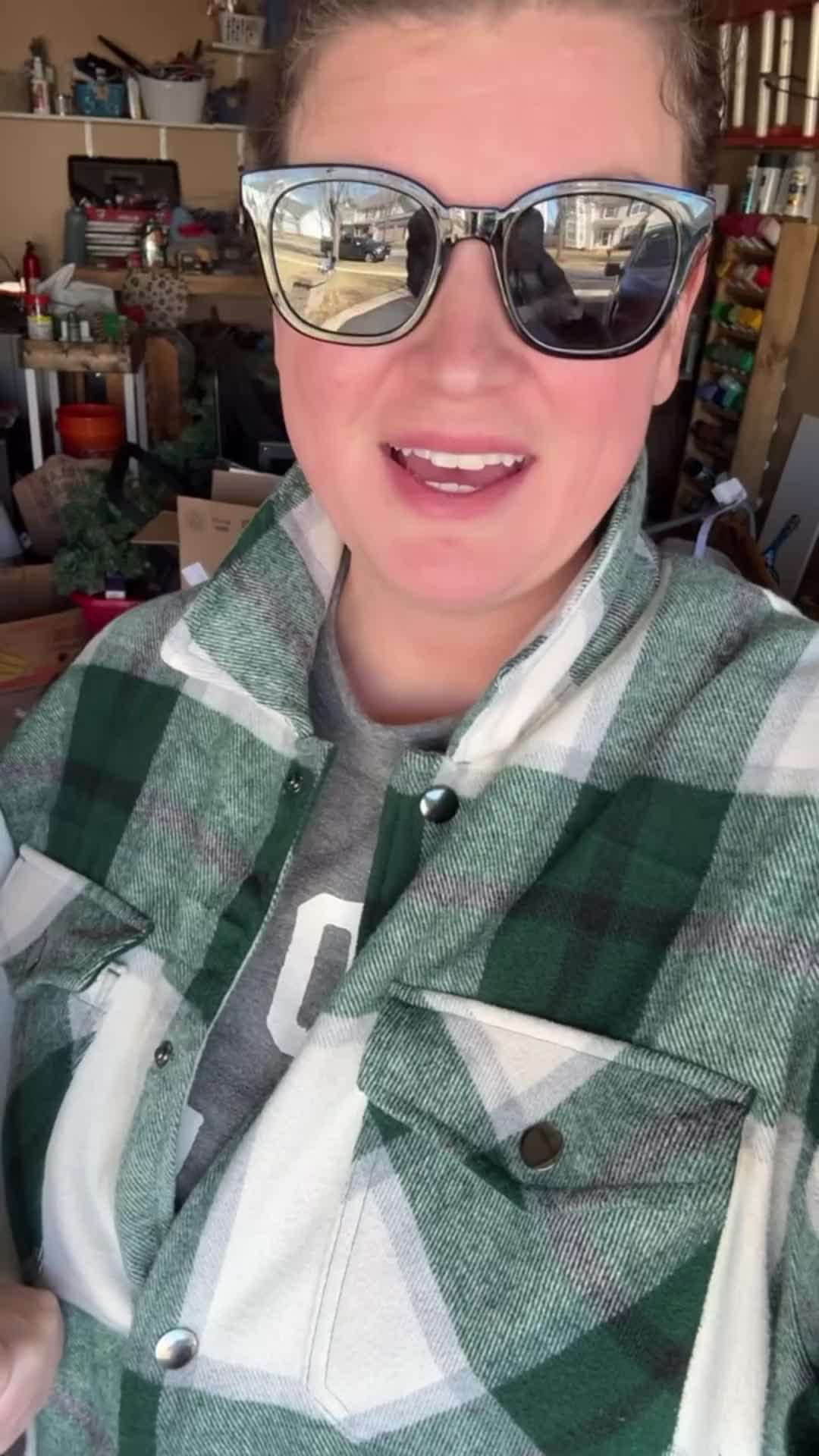 @Whitney | DIYs, Decor, Cricut