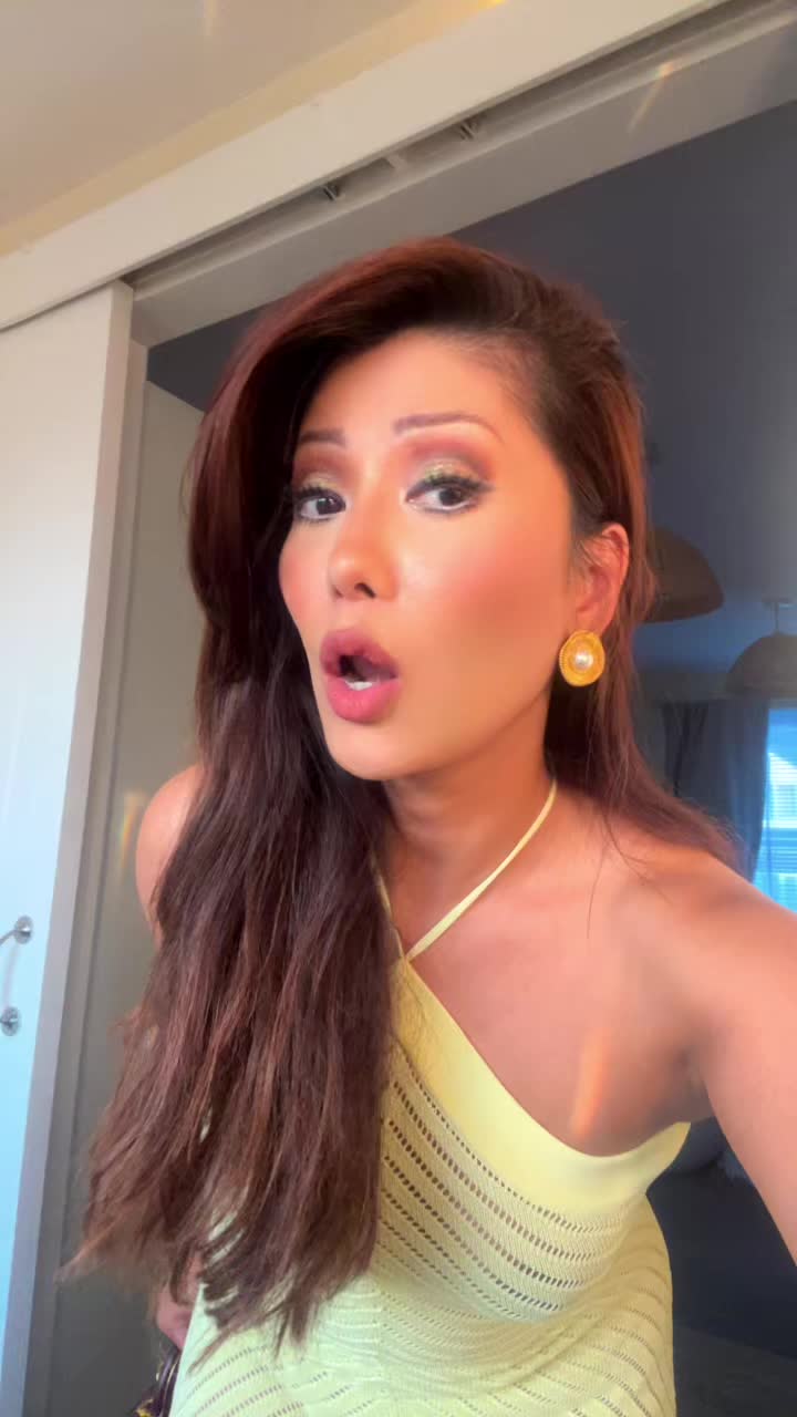 @🦋