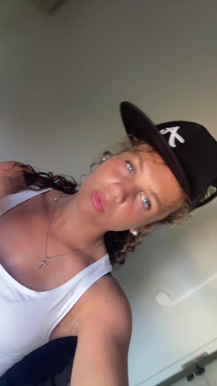 @vavanne