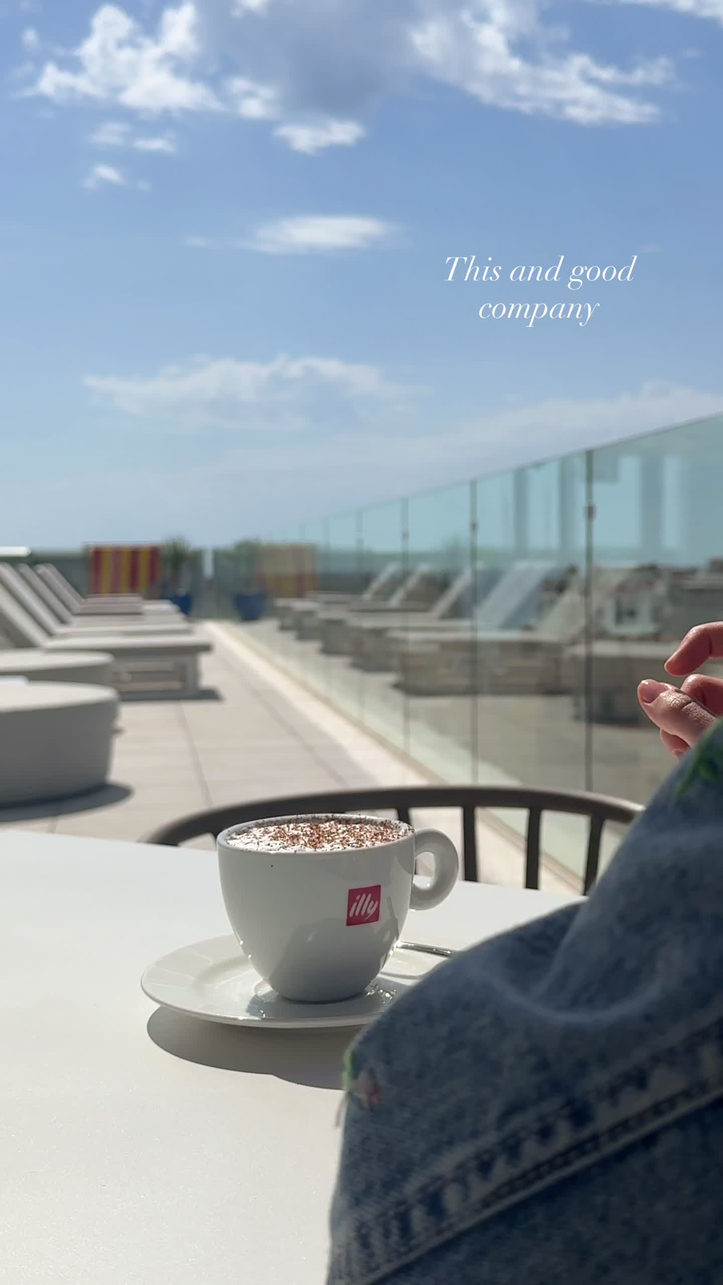 @L&rsquo;Azure Hotel