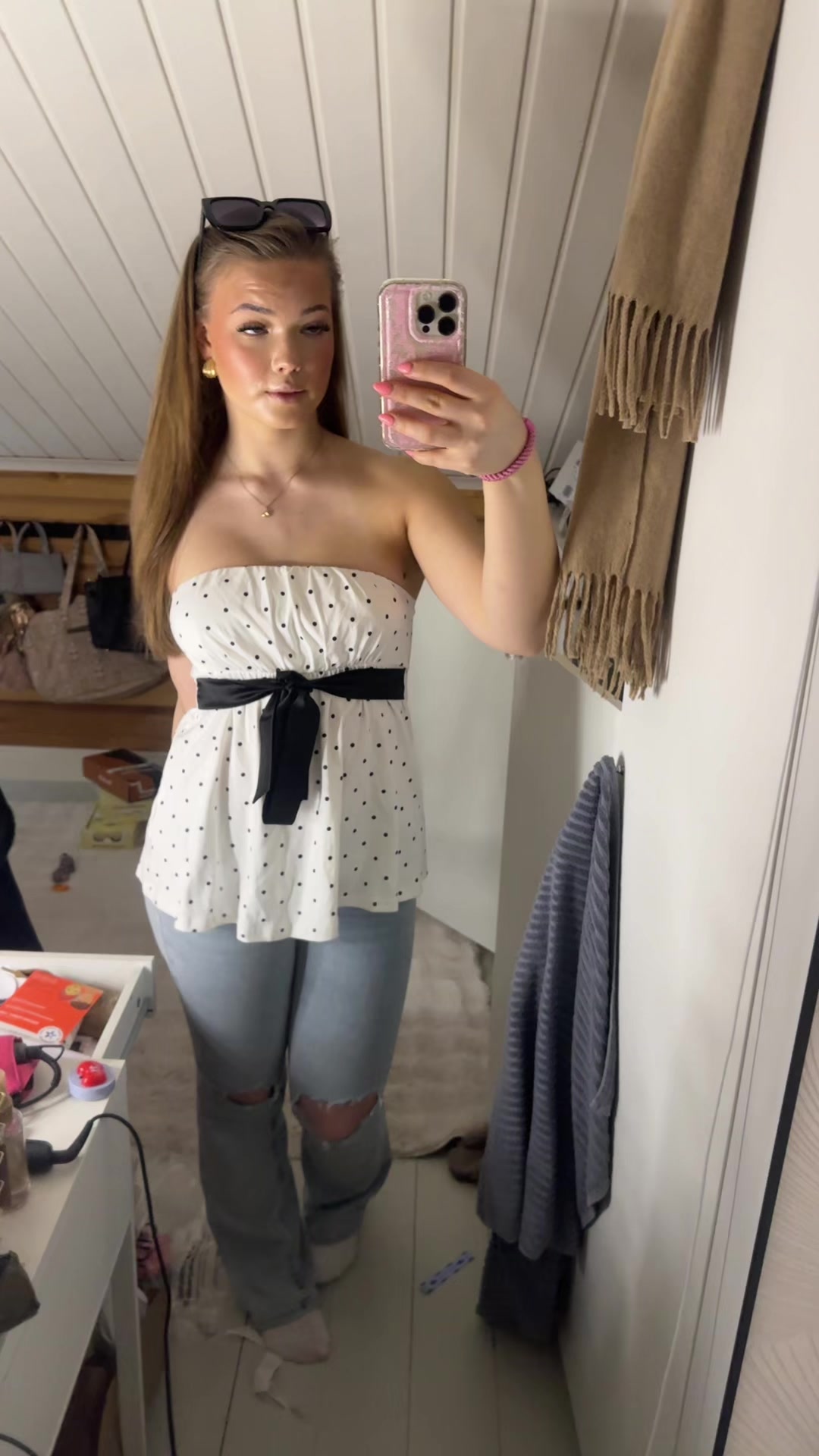 @Eva