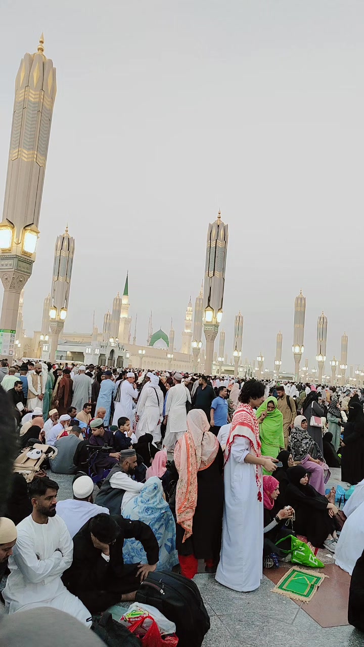 @Aqiab balooch700