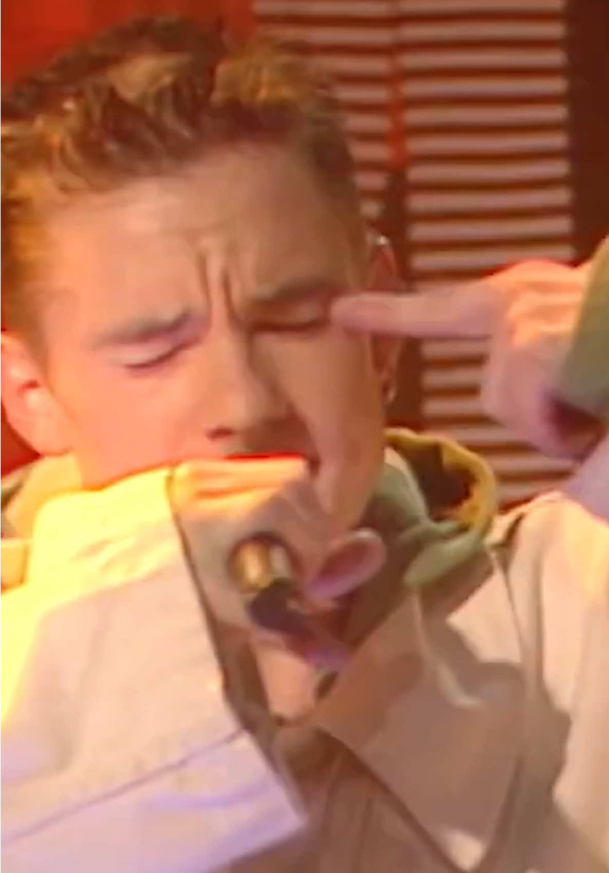 @80s90sNoughties