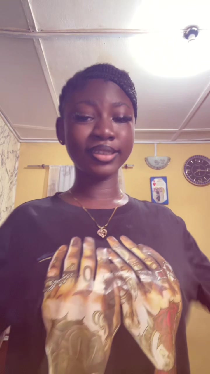@ademide💕😩