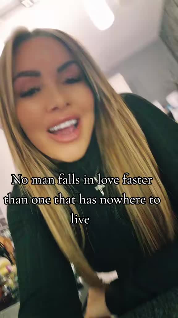 @DeeMaxine💋