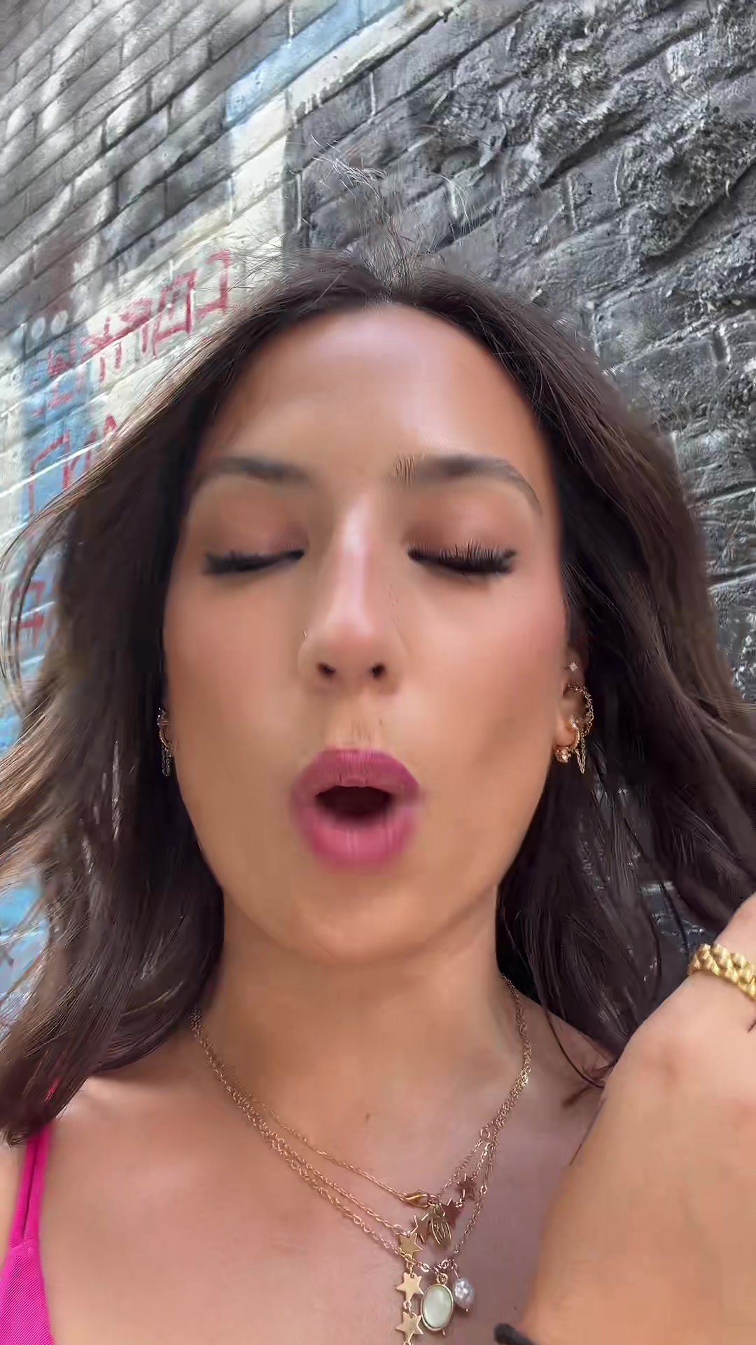 @Sophia