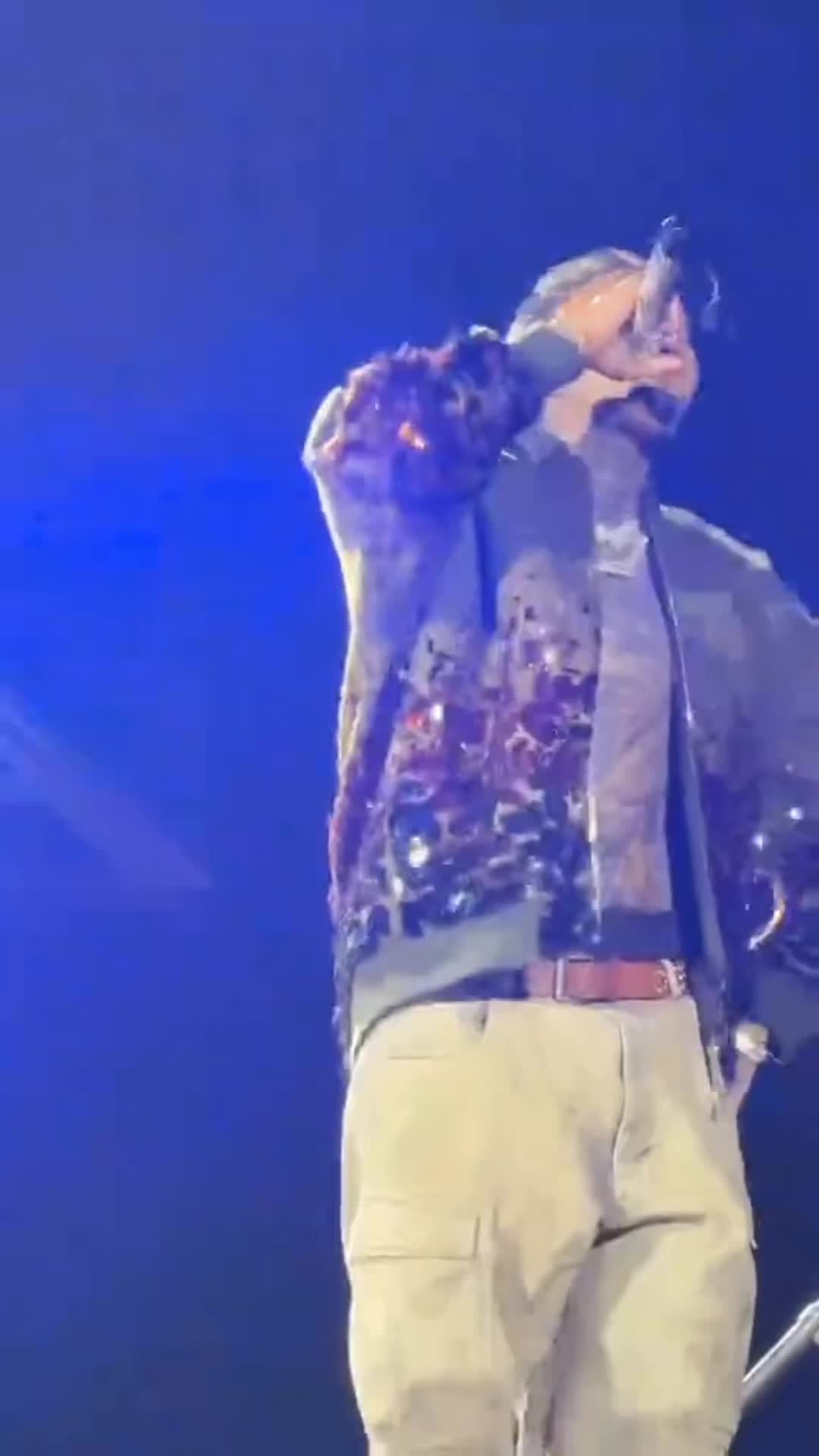 @Team Chris brown
