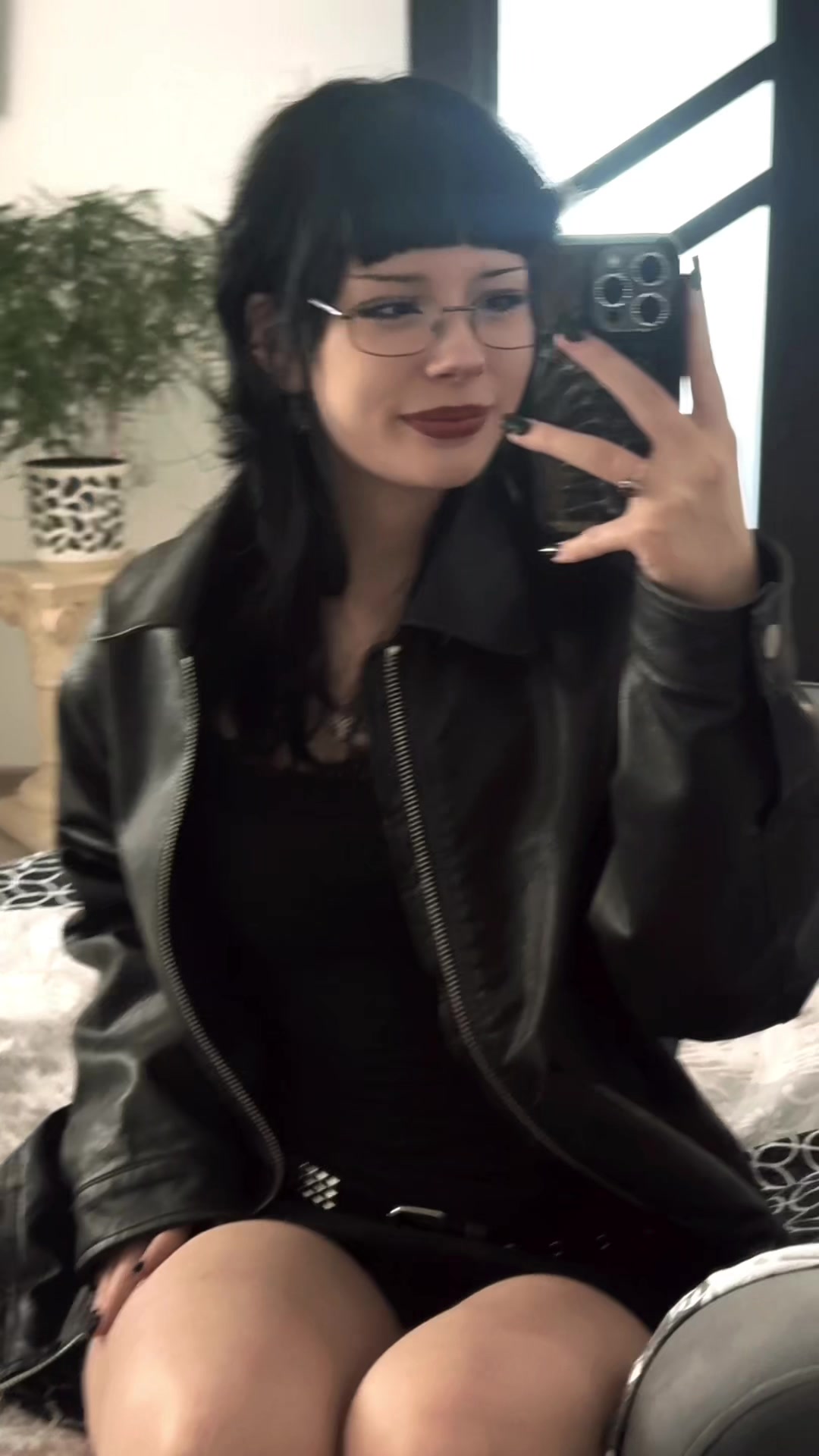 @⛧