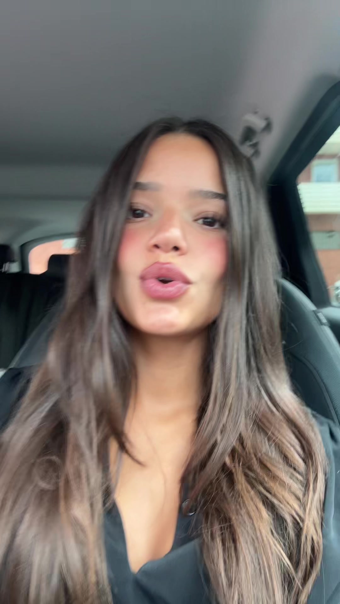 @modelazrajones