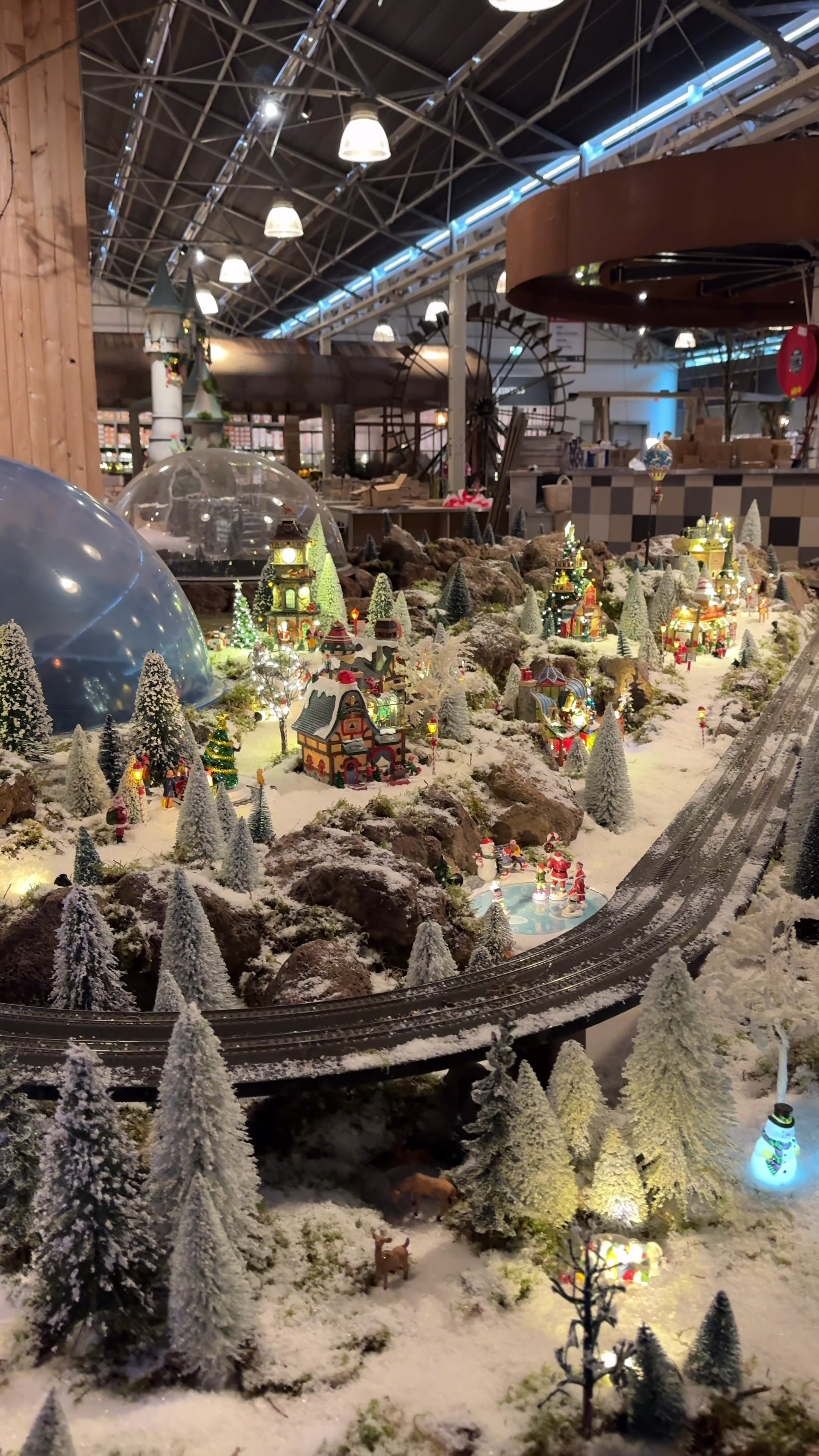 @Mike’s Christmas Village ✨