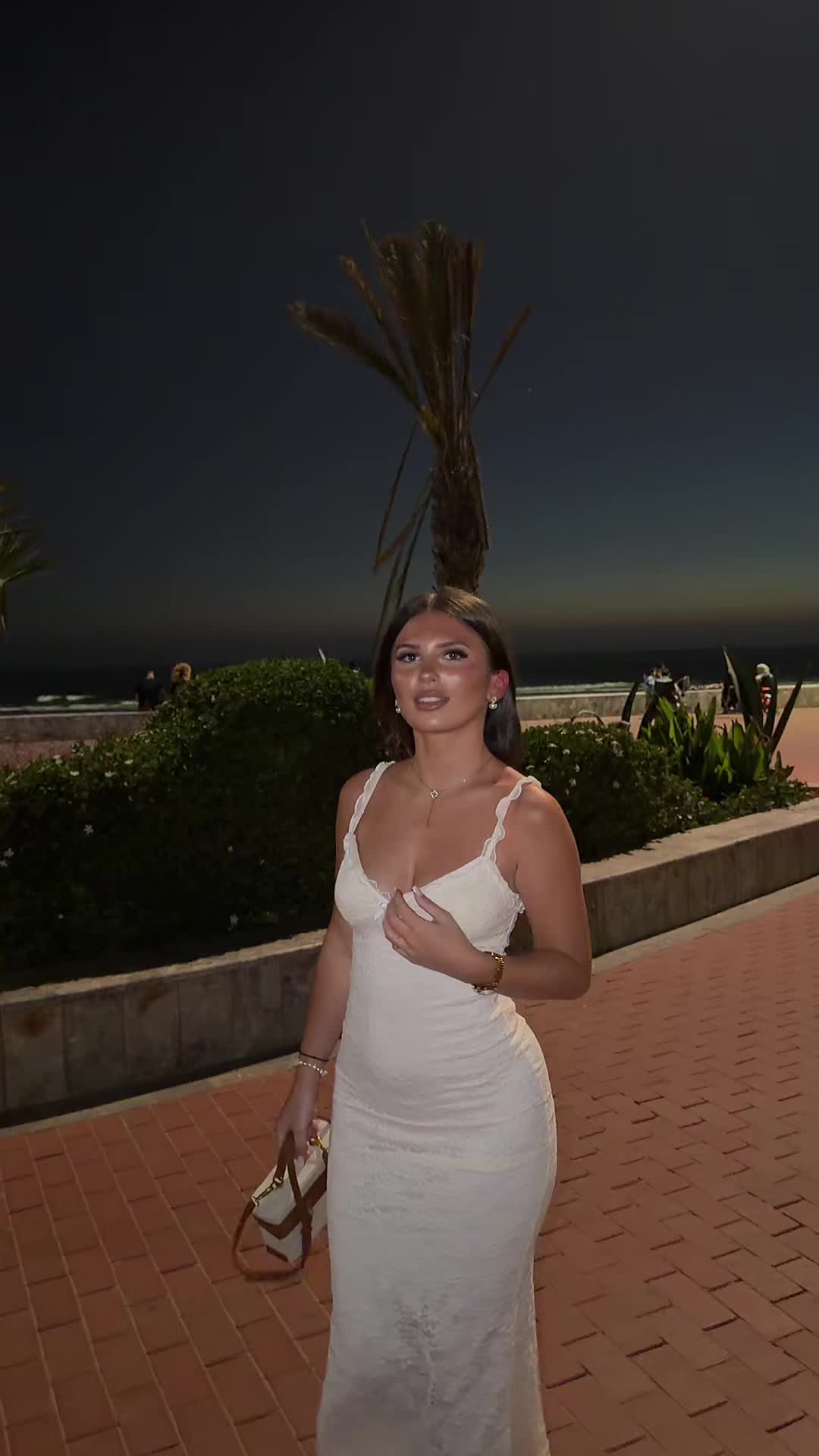 @MatBntv