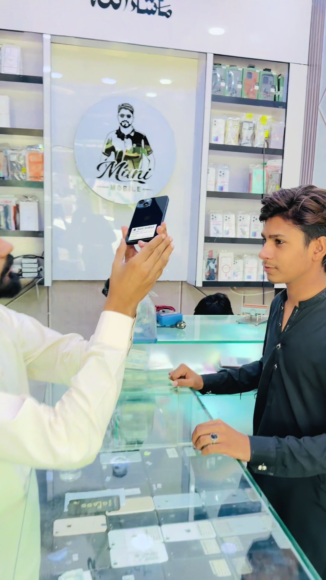 @Mani mobile gojra ✌️