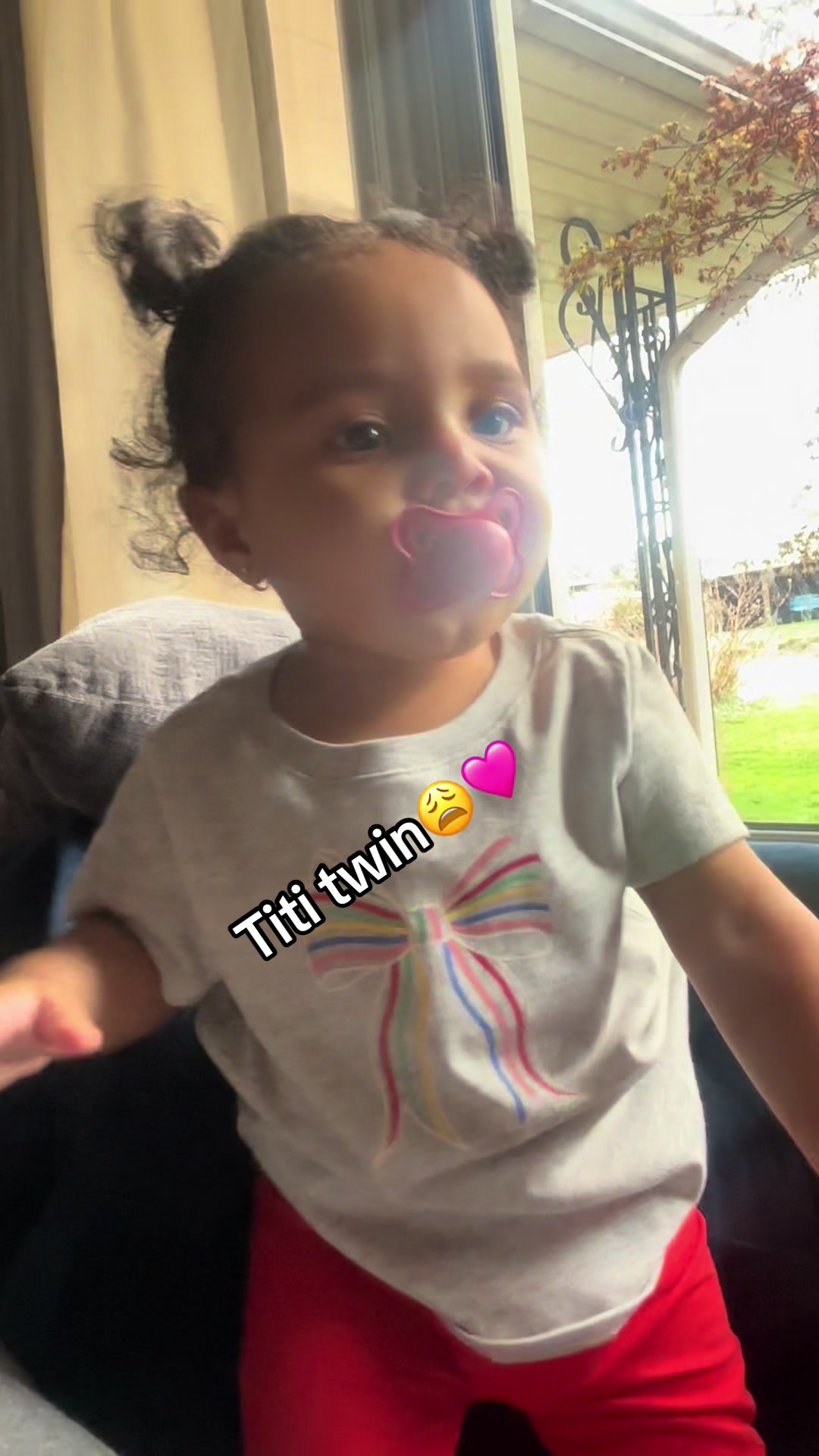 @titilovesthekids