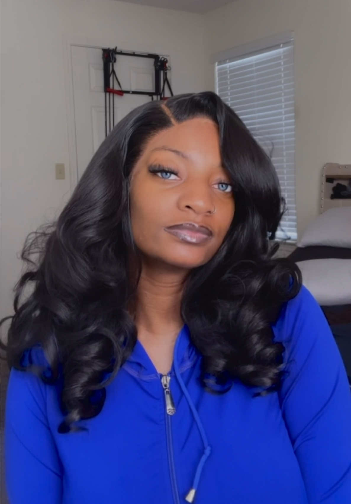 @BLUE EYES DOLLZ