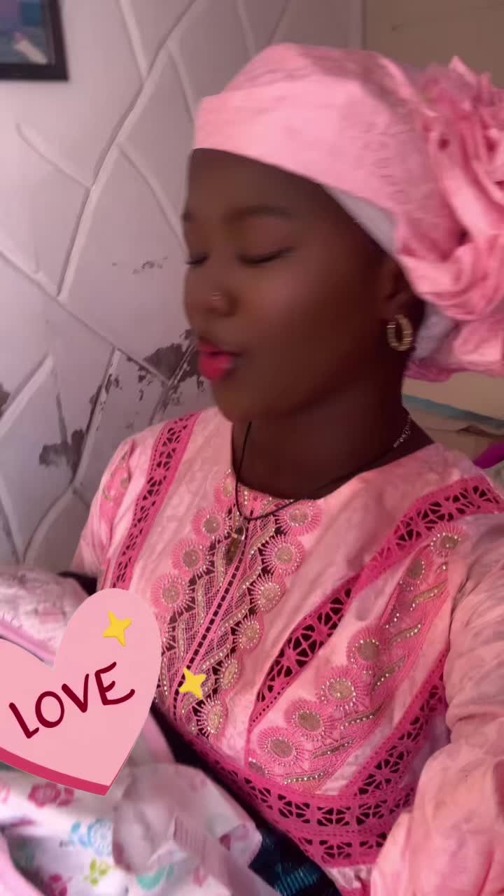 @Nardine Fatima Diompy🇸🇳