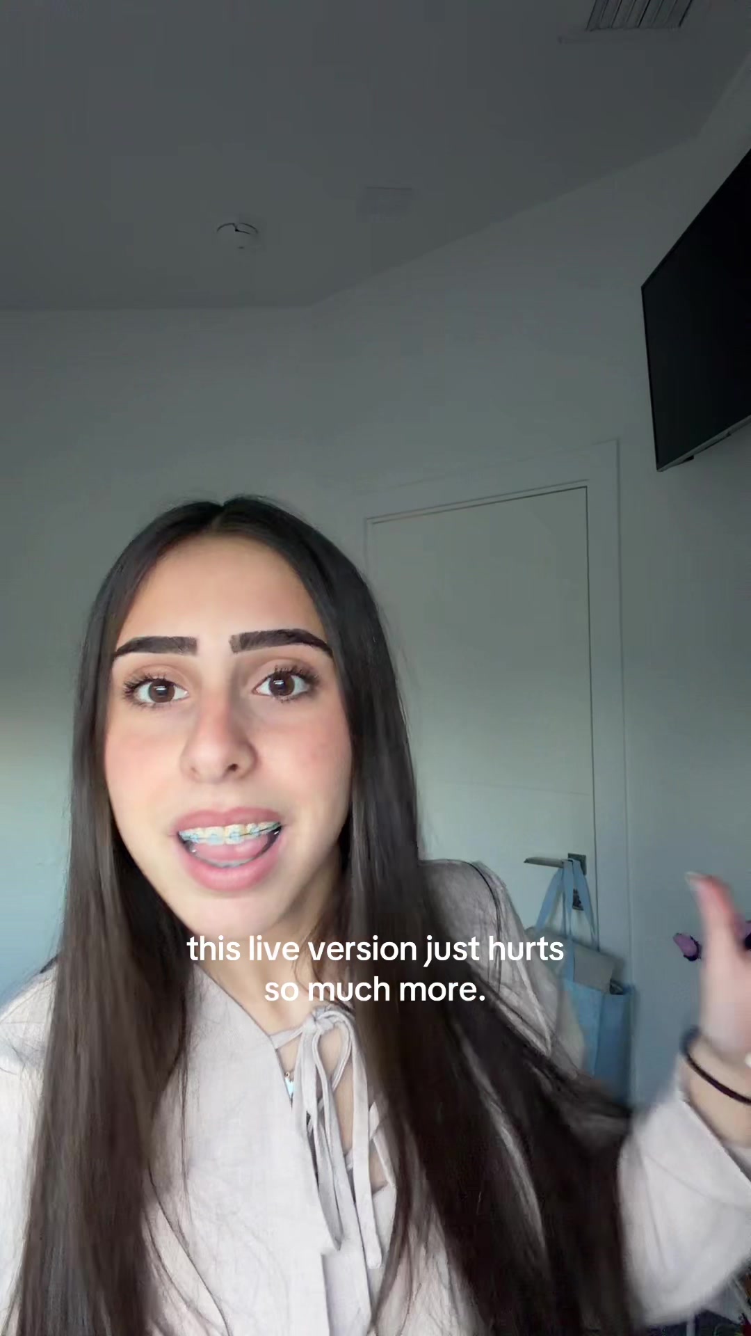 @️