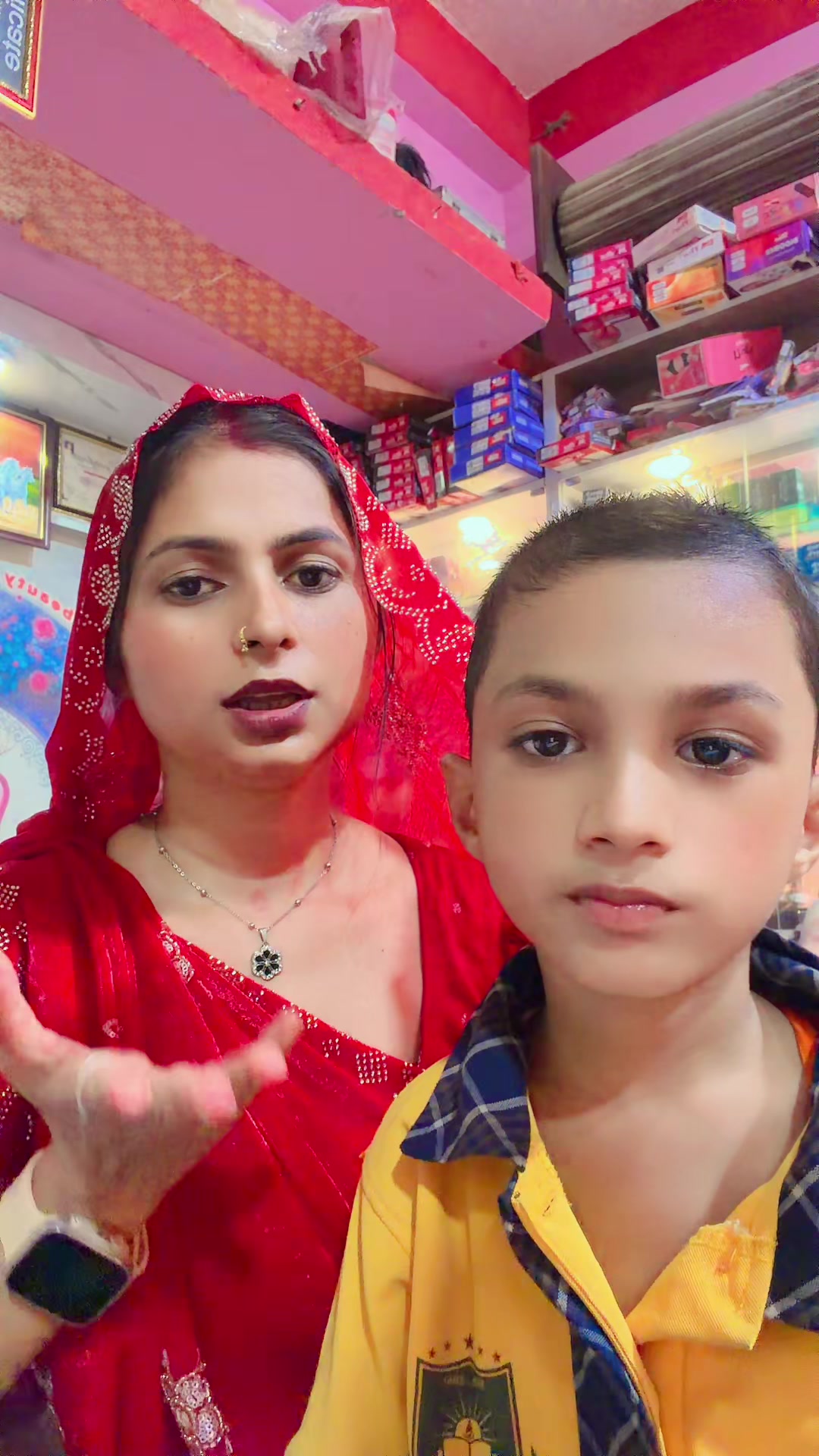 @Radhika beauty parlour paraul
