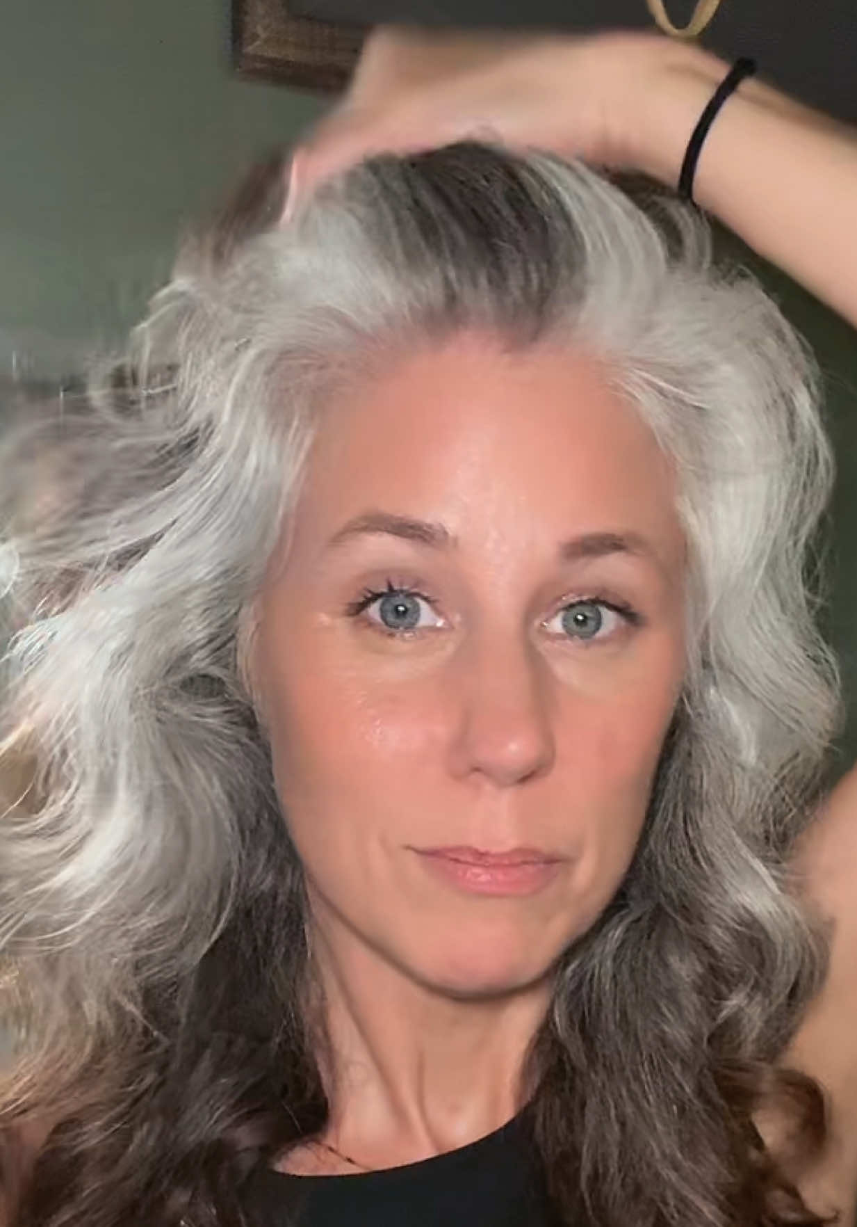 @Michelle | Openly Gray 🩶
