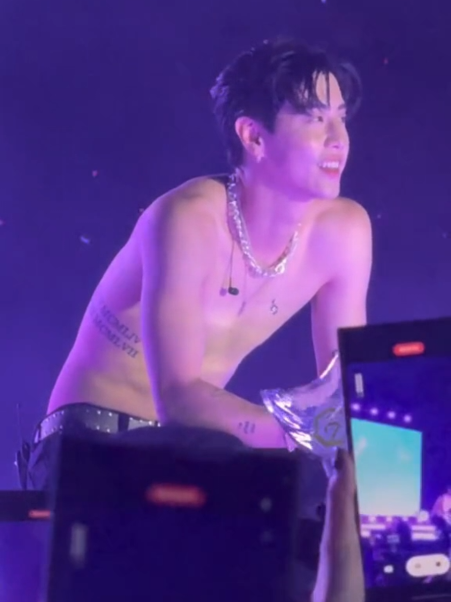 @ลีฟ เซราะกราว