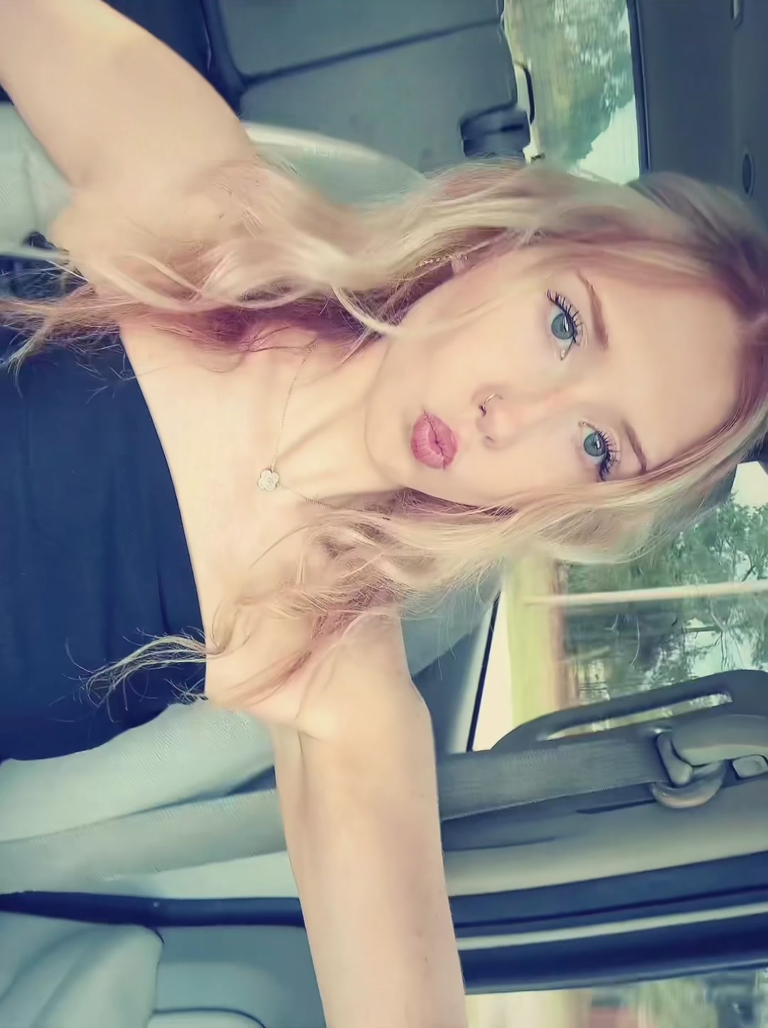 @liv