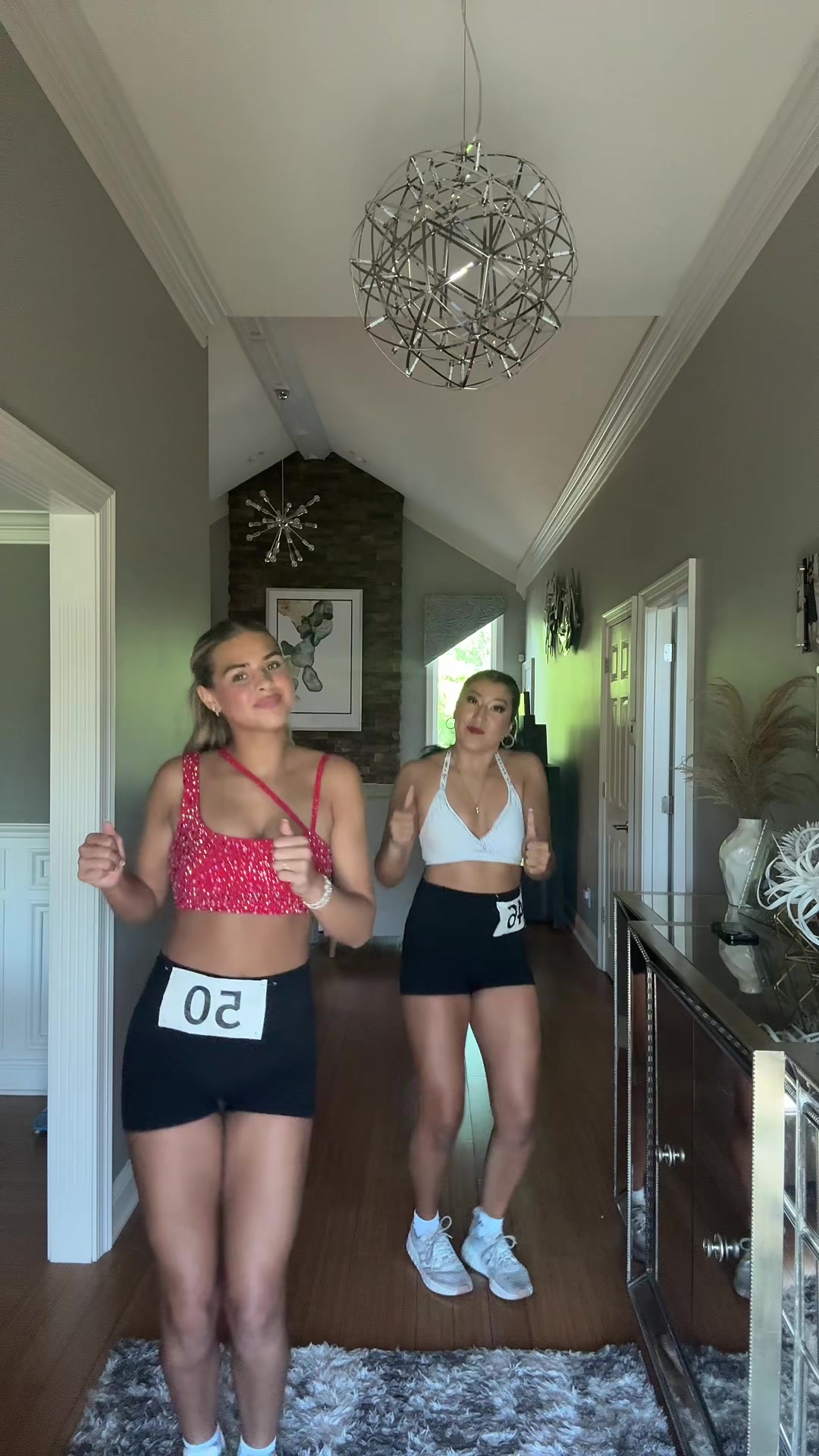 @whitneykwells
