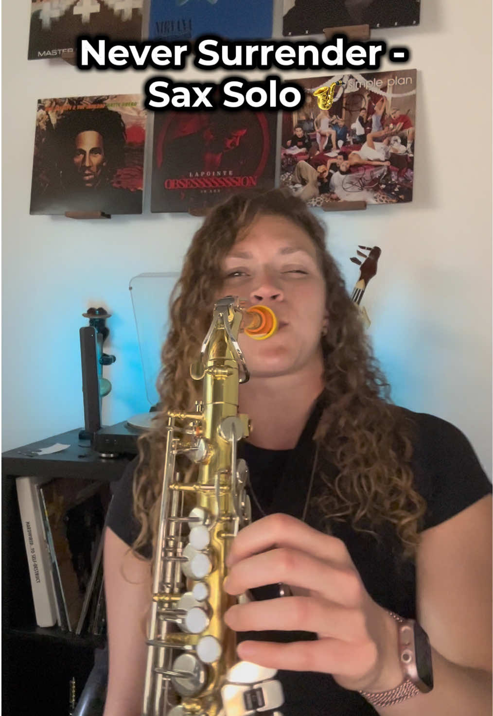 @christina.saxophonegirl 🎷🇨🇦