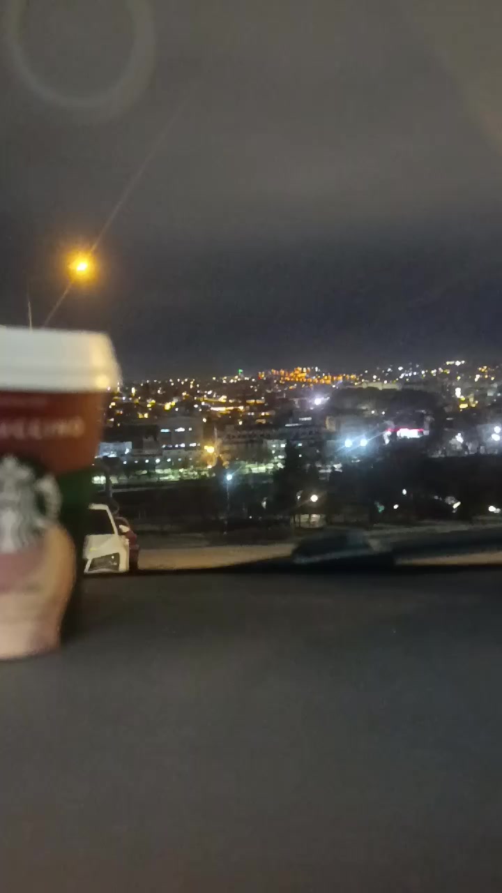 @ᴷᵃʰᵛᵉᵐᴮˡᵒᵍ🫴🏻☕
