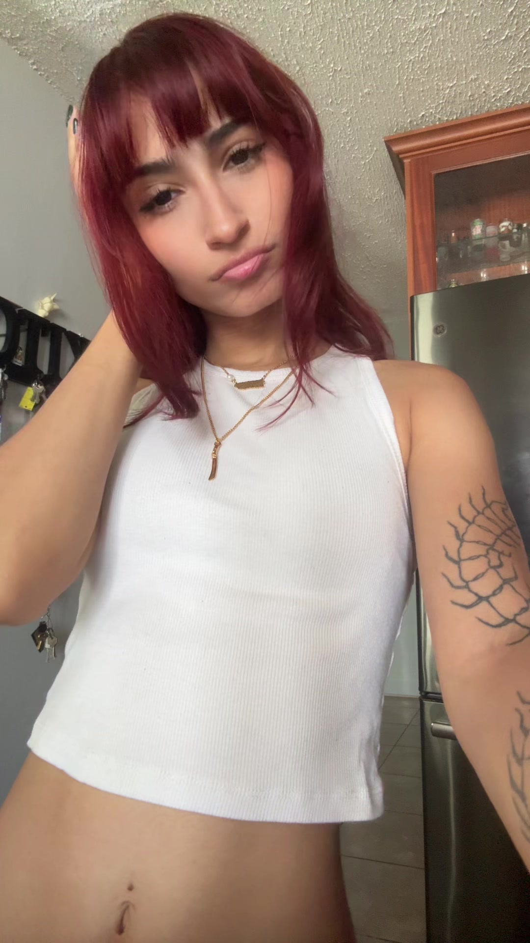@R🧍🏽♀️
